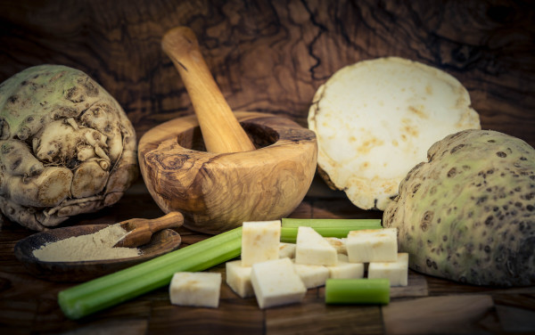 large-fresh-celery-apium-graveolens-on-olive-wood-2
