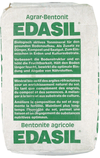 Produktbild von Oscorna Edasil Agrar-Bentonit 25kg Sack mit Produktbezeichnung und Informationen zur Anwendung und Nutzen für die Bodenverbesserung in deutscher und französischer Sprache.