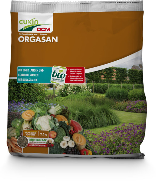 Produktbild von Cuxin DCM Orgasan Organischer Volldünger Minigran in einer 2, 5, kg Packung für den Gartenbau mit verschiedenen Gemüse- und Obstbildern sowie einer Gartenansicht.