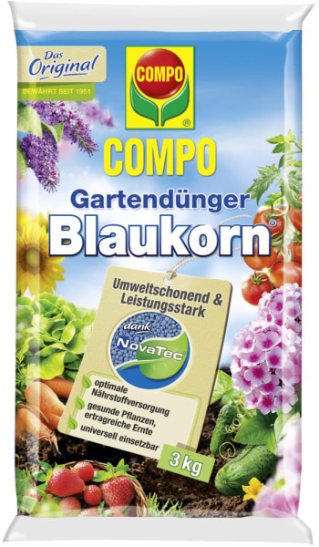 Produktbild von COMPO Blaukorn Nova Tec 3kg Gartenünger mit Darstellung von Blumen, Früchten und Gemüse sowie Produktvorteilen und Markenlogo.