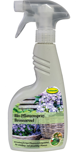 Produktbild des Schacht Bio-Pflanzenspray Brennnessel in einer 500 ml Pumpsprühflasche mit Etikett das Informationen und Bild des Produkts zeigt.