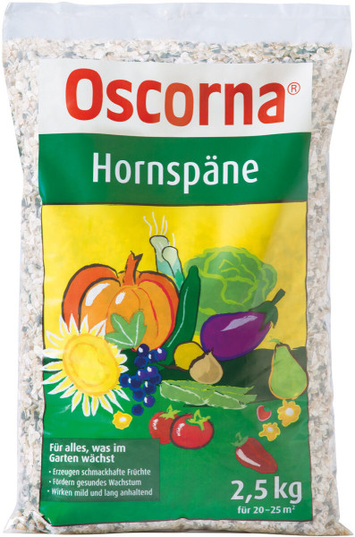Produktbild von Oscorna-Hornspäne in einer 2, 5, kg Verpackung mit Gemüse- und Obstmotiven sowie Informationen zu Anwendung und Wirkung im Garten.