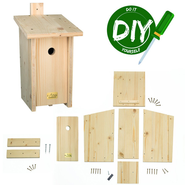 Produktbild des Gardigo Nistkasten Blaumeise Bausatz-DIY mit Darstellung des fertigen Kastens und den einzelnen Holzteilen samt Montagezubehoer.