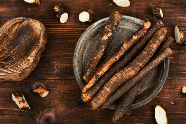 2400-raw-salsify-in-herbal-medicine-salsify-roots-2