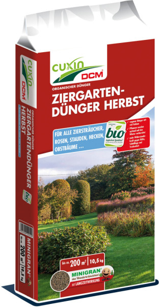 Produktfoto von Cuxin DCM Ziergartendünger Herbst 10, 5, kg Verpackung mit Markenlogo, Produktnamen, Anwendungsgebieten für Ziersträucher, Rosen, Stauden, Hecken und Obstbäumen, Informationen zum biologischen Inhalt und Hinweisen zur Flächenabdeckung sowi