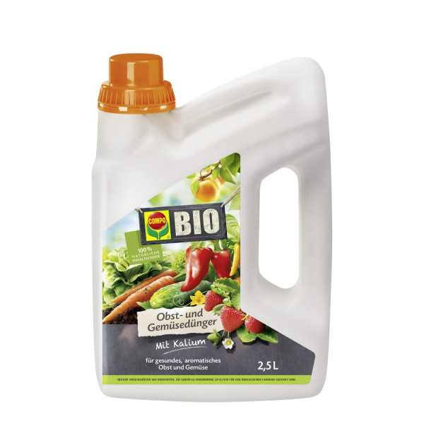 Produktbild des COMPO BIO Obst- und Gemüsedünger in einem 2, 5, Liter Kanister mit Kennzeichnung als biologisches Produkt und Abbildungen von Obst und Gemüse.